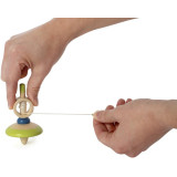 small foot Dřevěná káča s provázkem 1 ks