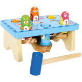 small foot Dřevěná hra zatloukej ptáka