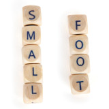 small foot dřevěná hra Tvoření s písmenky