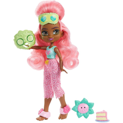 Mattel Cave Club Přespání u přátel - panenka Emberly