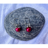 Perličkové náušnice červené s kaplíkem