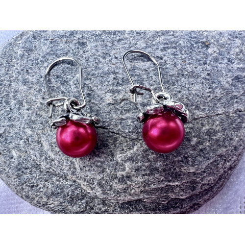 Perličkové náušnice červené s kaplíkem