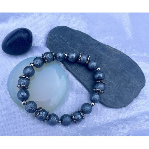 Alada beauty Náramek z vroubkovaných perliček Queen šedý