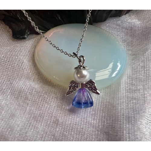 Alada beauty Náhrdelník / řetízek z nerezové oceli s andílkem Purple Jelly