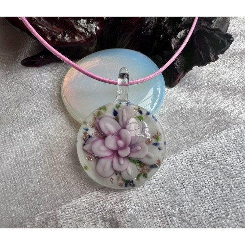 Alada beauty Náhrdelník skleněný květ kulatý světle růžový