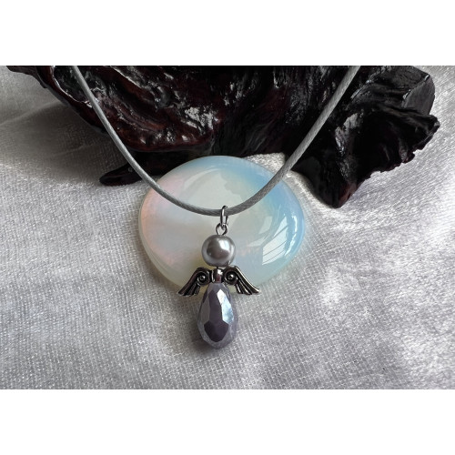 Alada beauty Náhrdelník fialový andílek