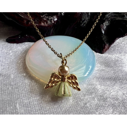 Alada beauty Náhrdelník / řetízek z nerezové oceli s andílkem zelená sukýnka