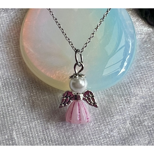 Alada beauty Náhrdelník / řetízek z nerezové oceli s andílkem růžová sukýnka
