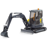 Bruder Rypadlo Volvo ECR40