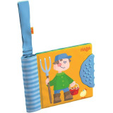 Textilní kniha pro miminka Farma na zavěšení Haba od 6 měsíců