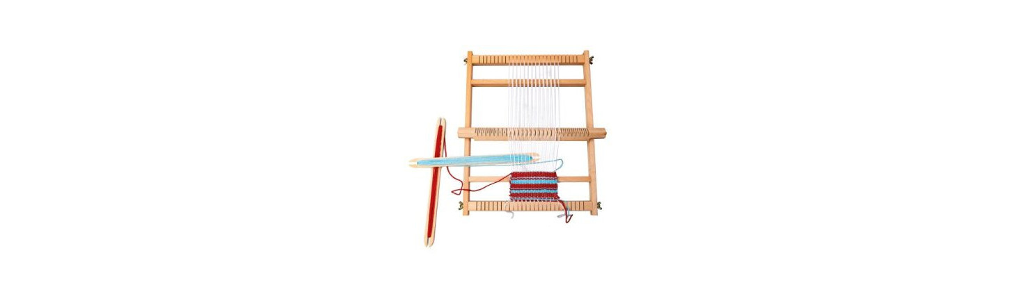 Tkalcovské stavy. šití, pletení